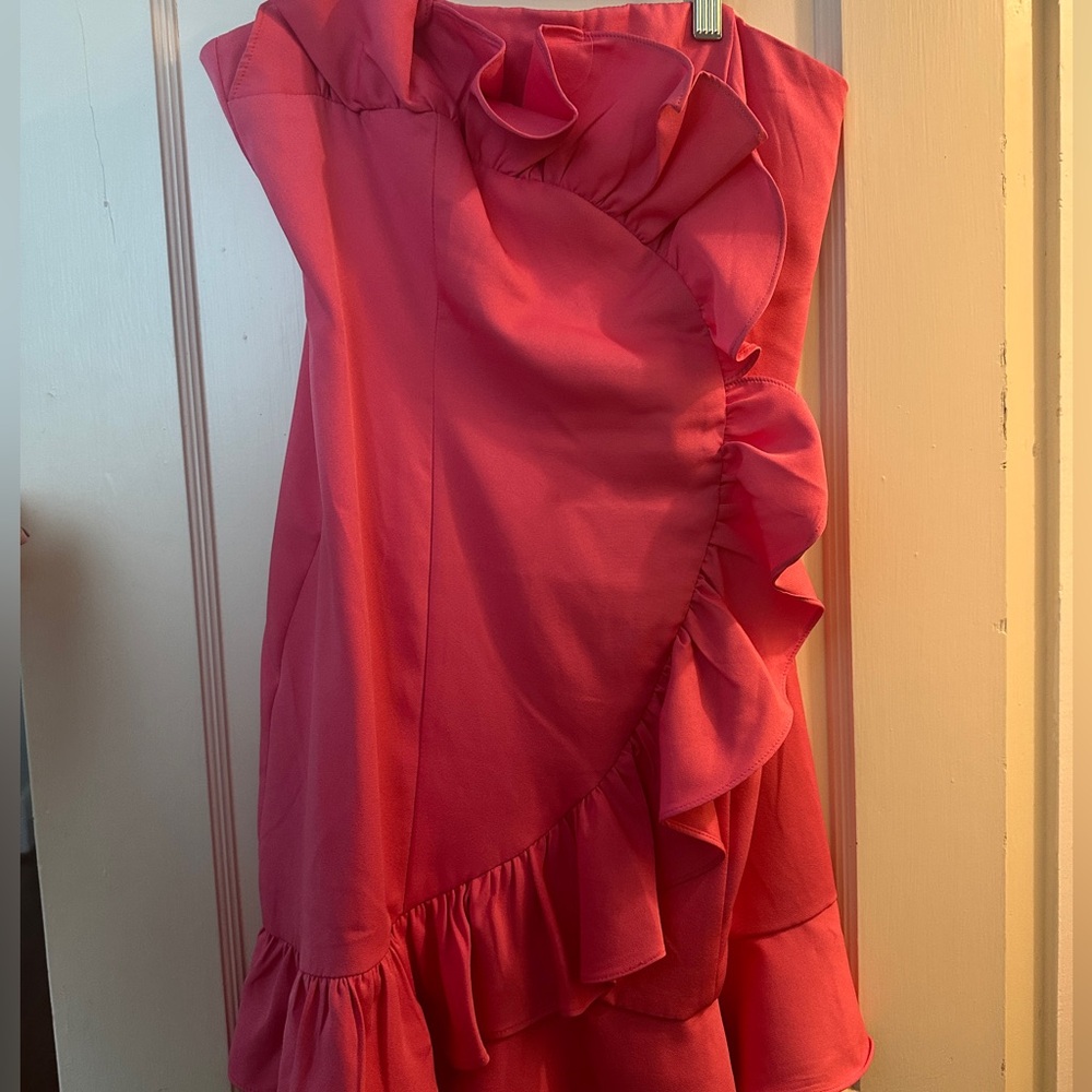 DO+BE Strapless Pink Ruffled Dress